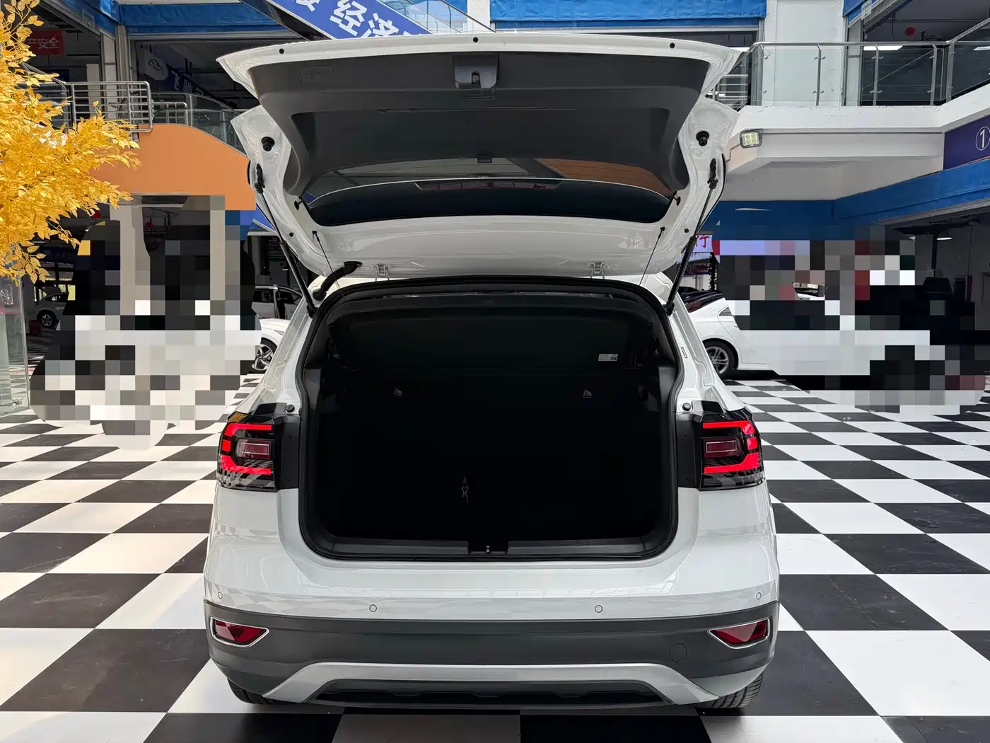 Volkswagen Tanying 2021 1.5L Automatic Smart Connect Edition фото 20