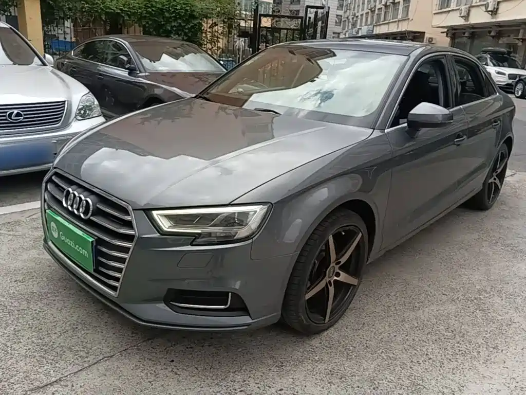 Фото 1 - Audi A3