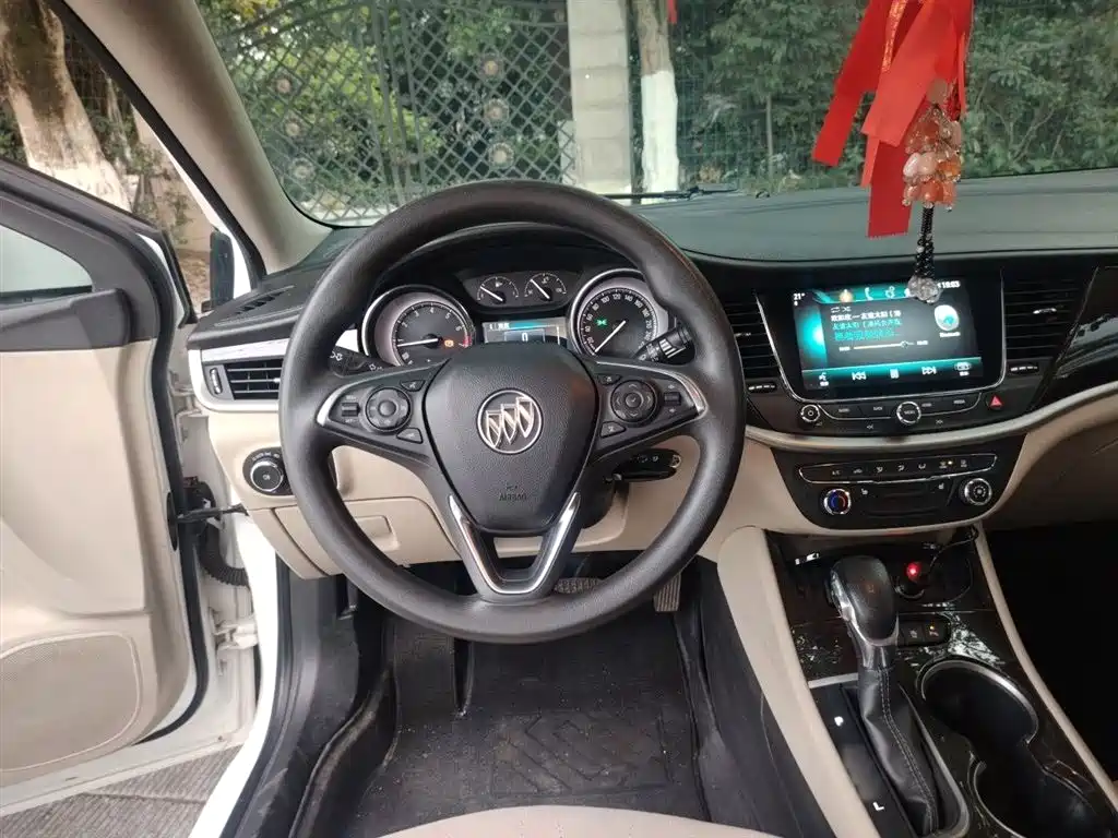 Buick Verano 2019 Sedan 15S Auto Leading фото 3