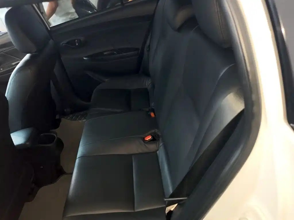 Toyota YARiS L Zhi Xuan 2019 1.5E CVT MeiDong Edition China VI фото 17