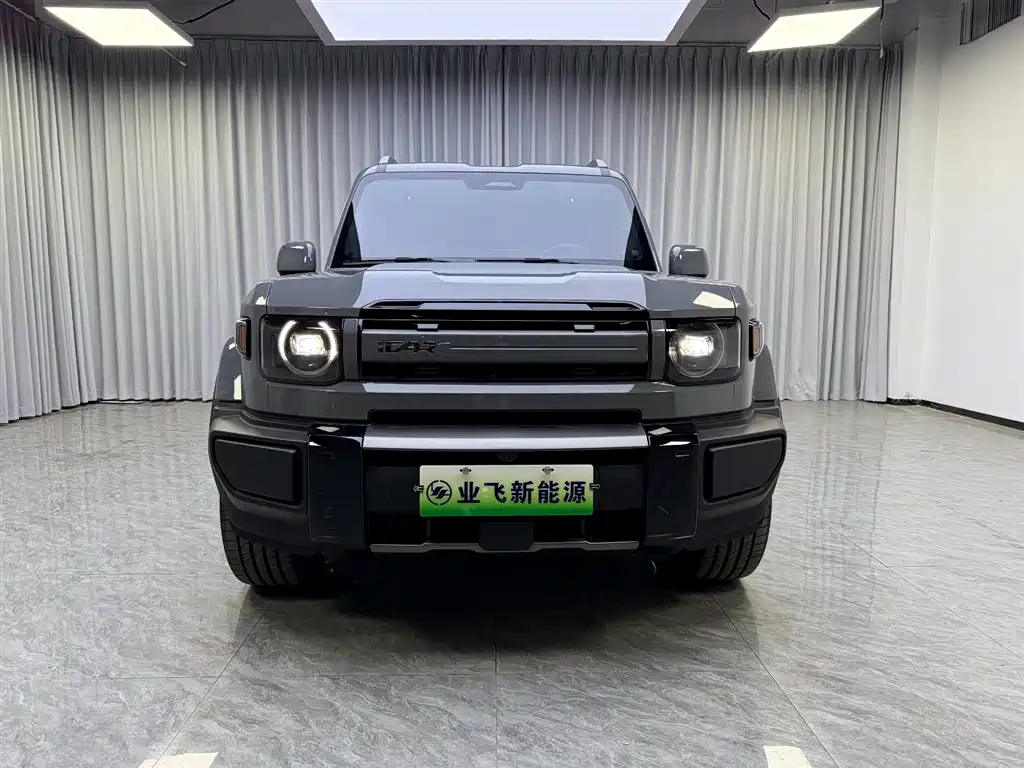 iCAR V27 2026 2026 200KM AWD Falcon 500