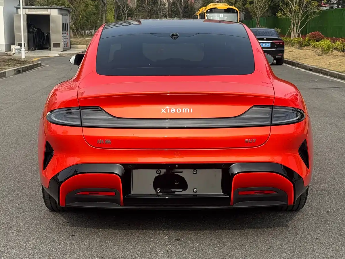 XIAOMI CAR XIAOMI SU7