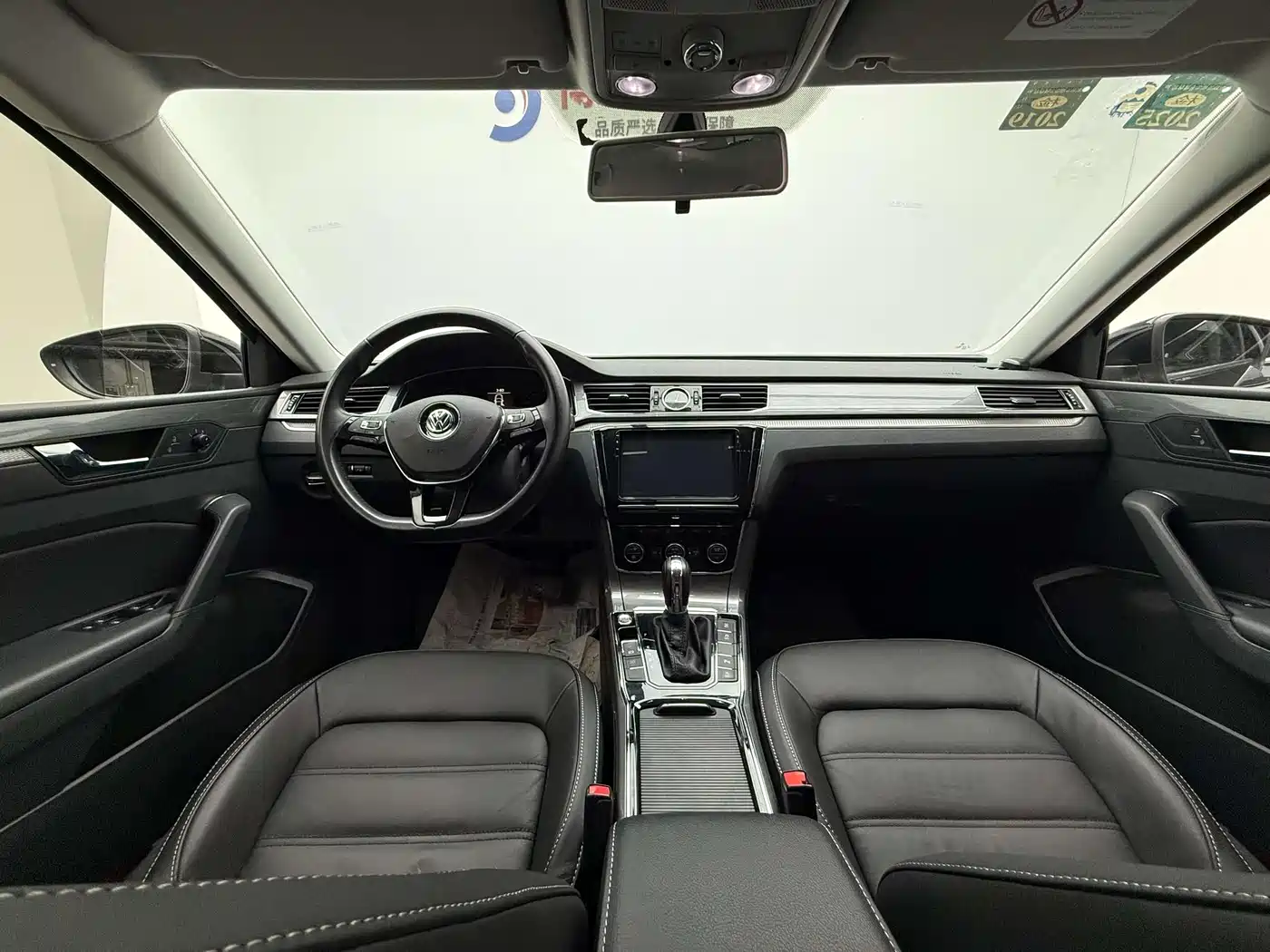 Volkswagen Passat 2017 330TSI DSG Prestige фото 11