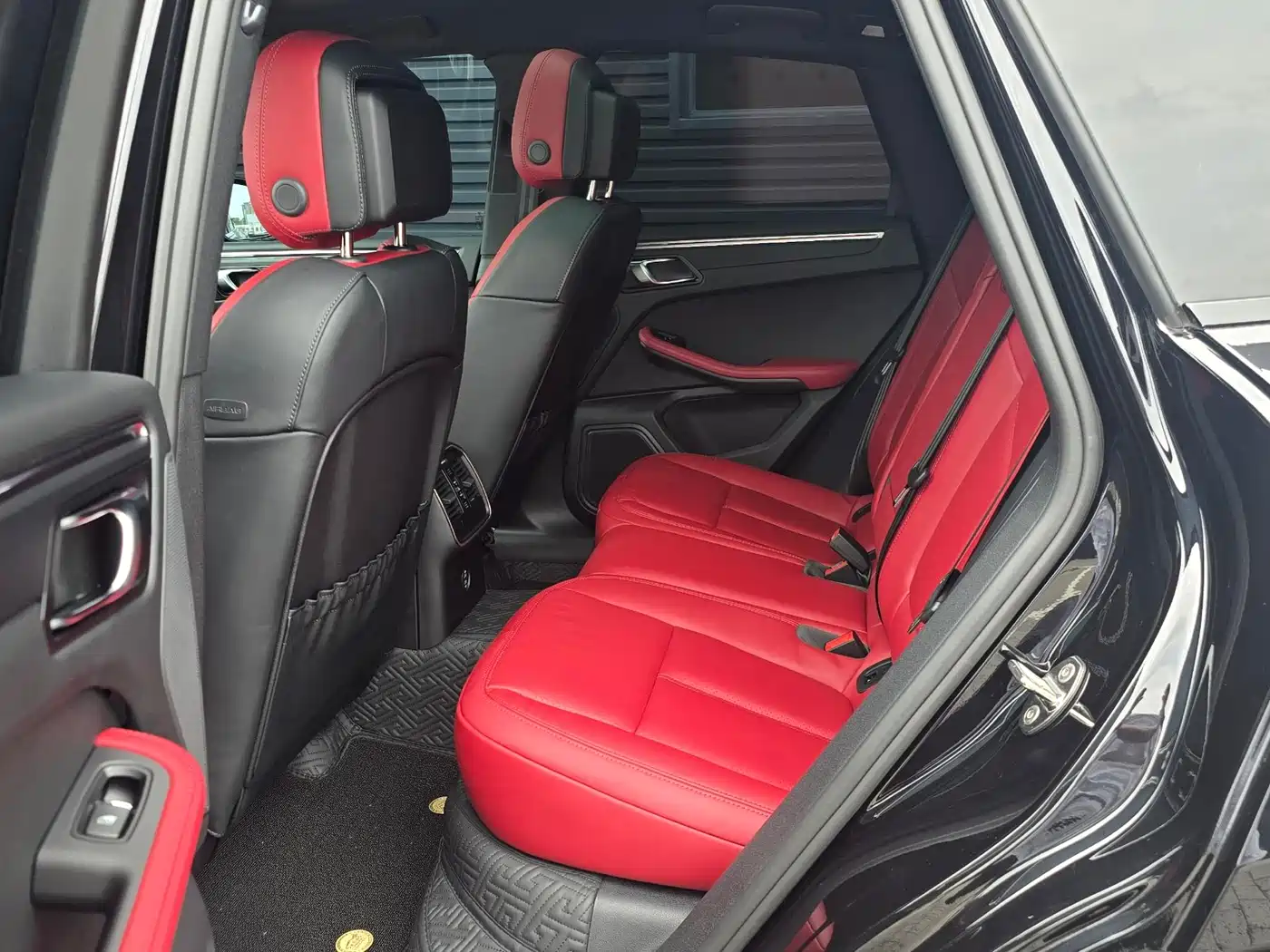 Porsche Macan 2024 Macan 2.0T фото 7