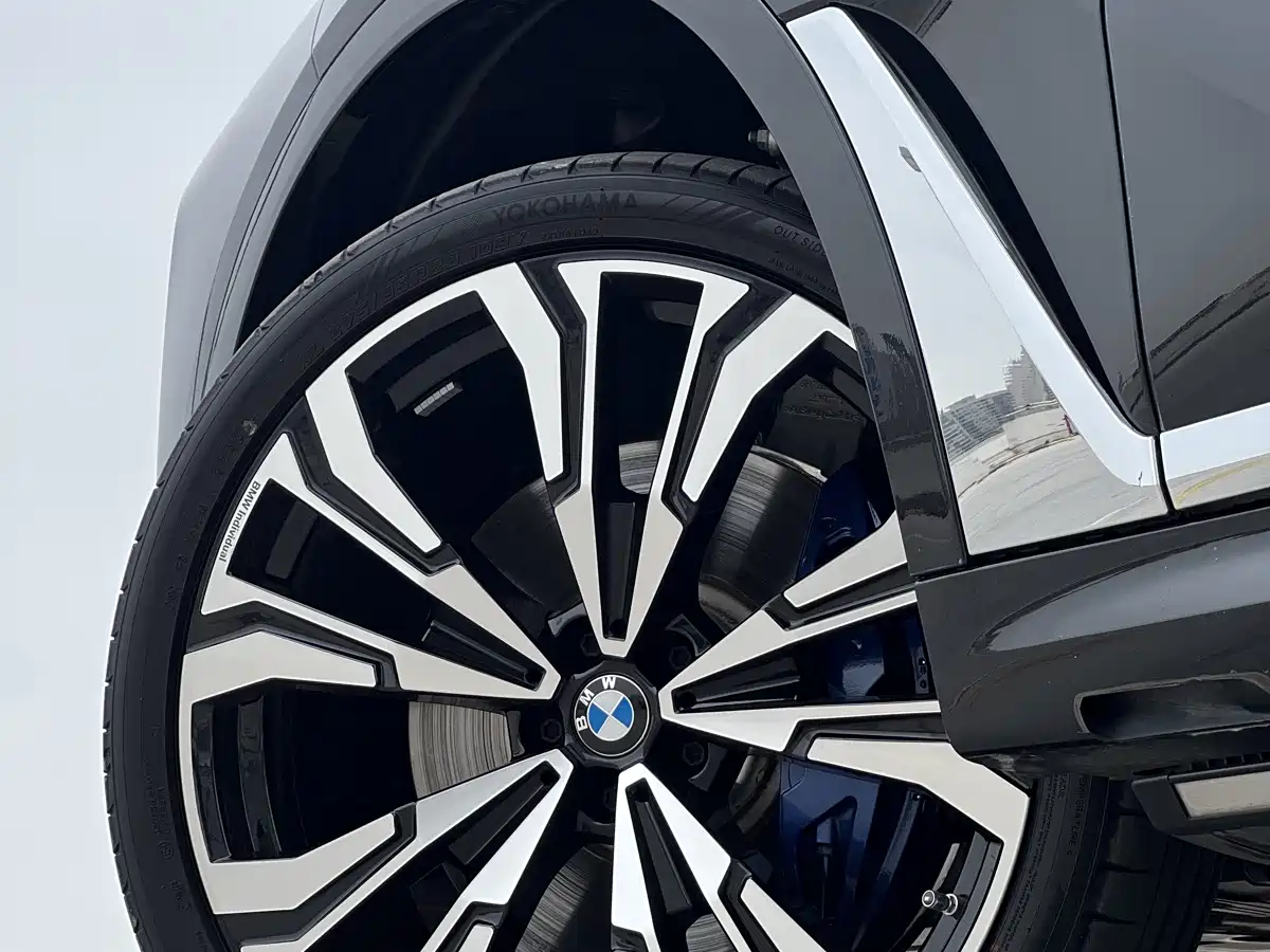 BMW X7 M60I