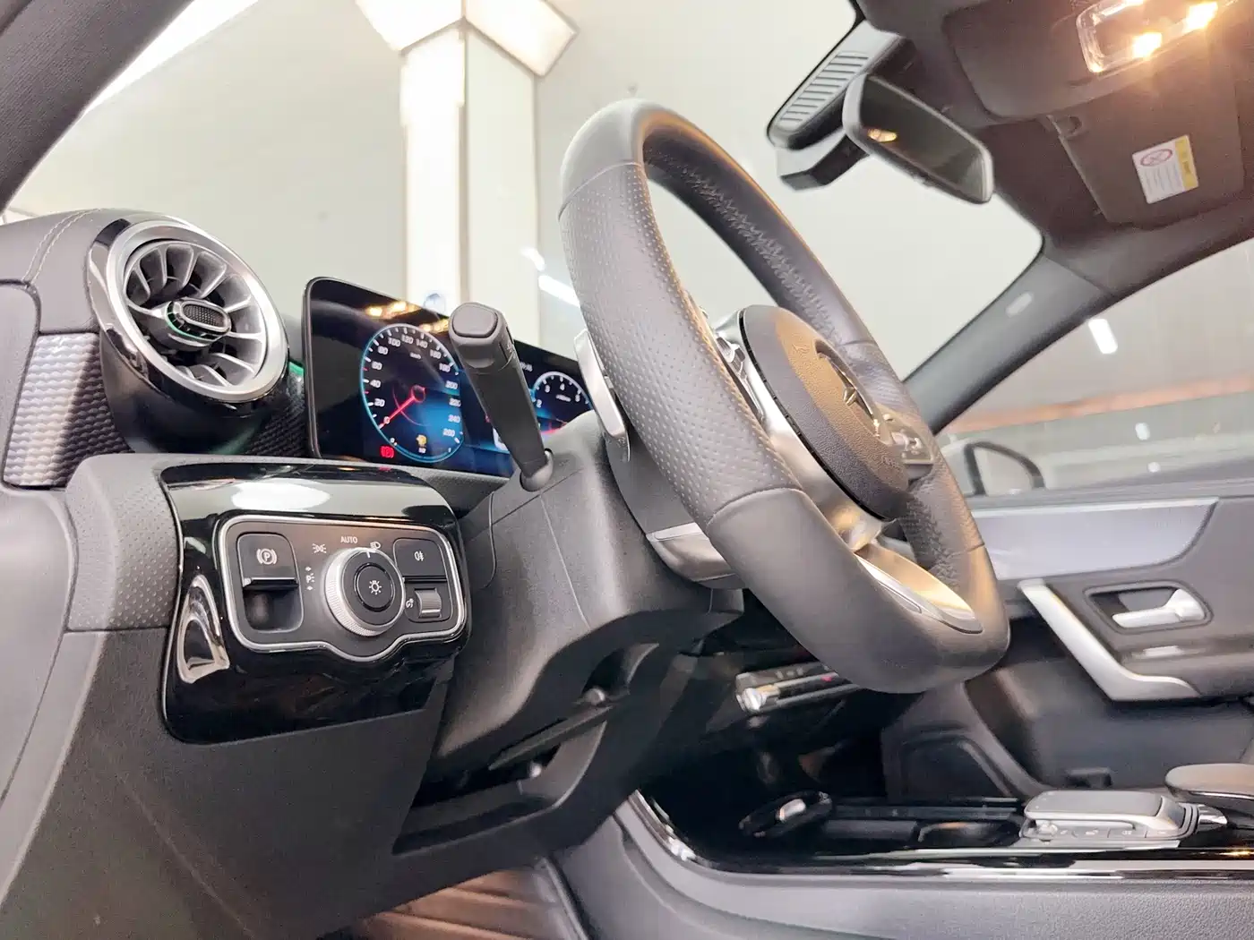 Mercedes-Benz A-Class 2022 A 200 L Sport Sedan Style фото 8