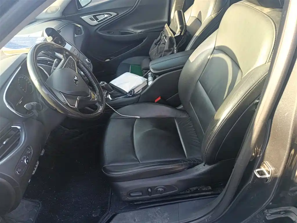 Chevrolet Malibu XL 2017 1.5T Auto Sport Edition фото 8