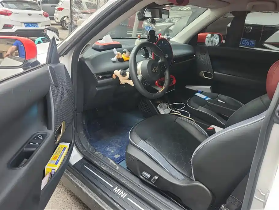 MINI ELECTRIC  COOPER