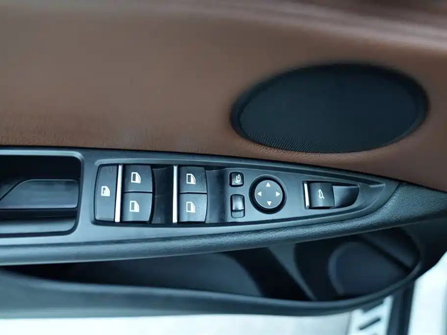 BMW X5 (Import) 2017 xDrive35i Luxury Edition фото 15