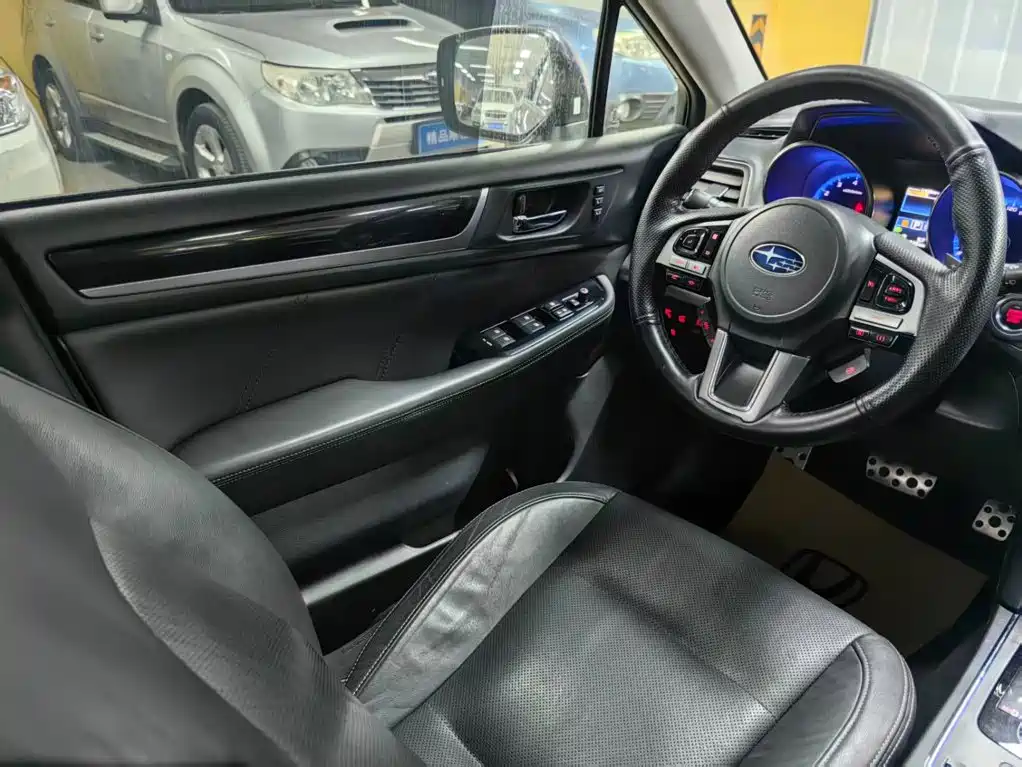 Subaru Outback 2018 2017 2.5i Sport Navigation Edition
