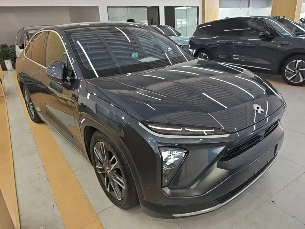 Фото 4 - NIO EC6