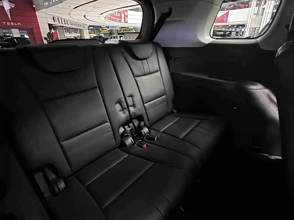 GAC Trumpchi Trumpchi GS8 2017 2017 320T AWD Luxury Smart Connect (7-Seater)