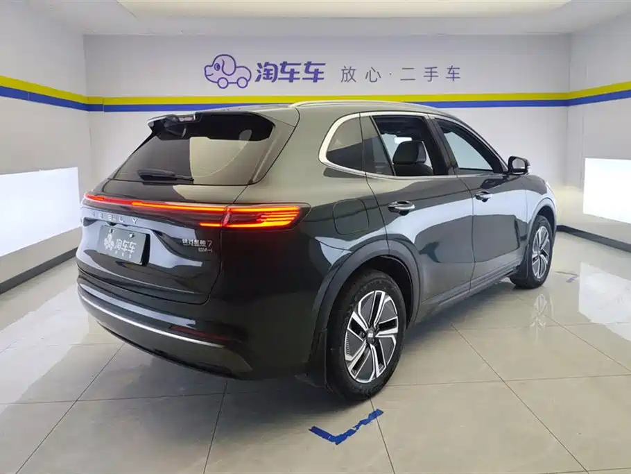 Geely Galaxy Galaxy Starship 7 EM-i 2025 2025 Model 120km Explorer+ Edition