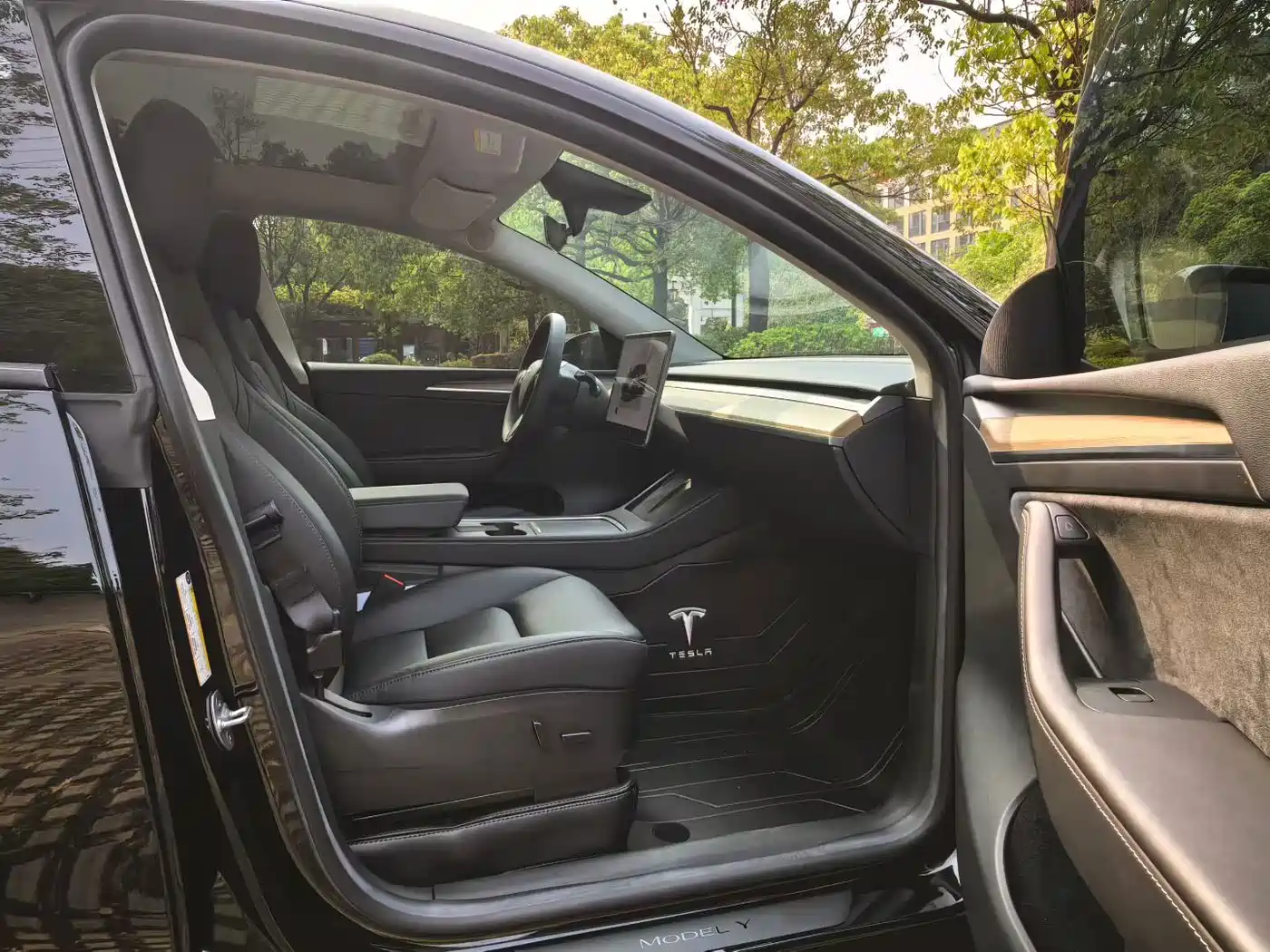 Фото 7 - Tesla Model Y