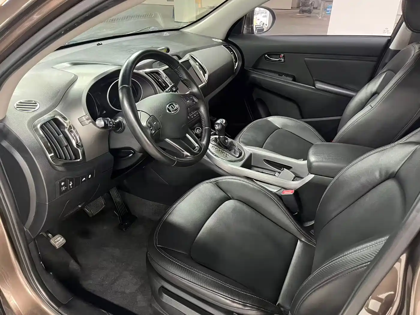 Kia Sportage 2016 2.0L Automatic 2WD DLX фото 22