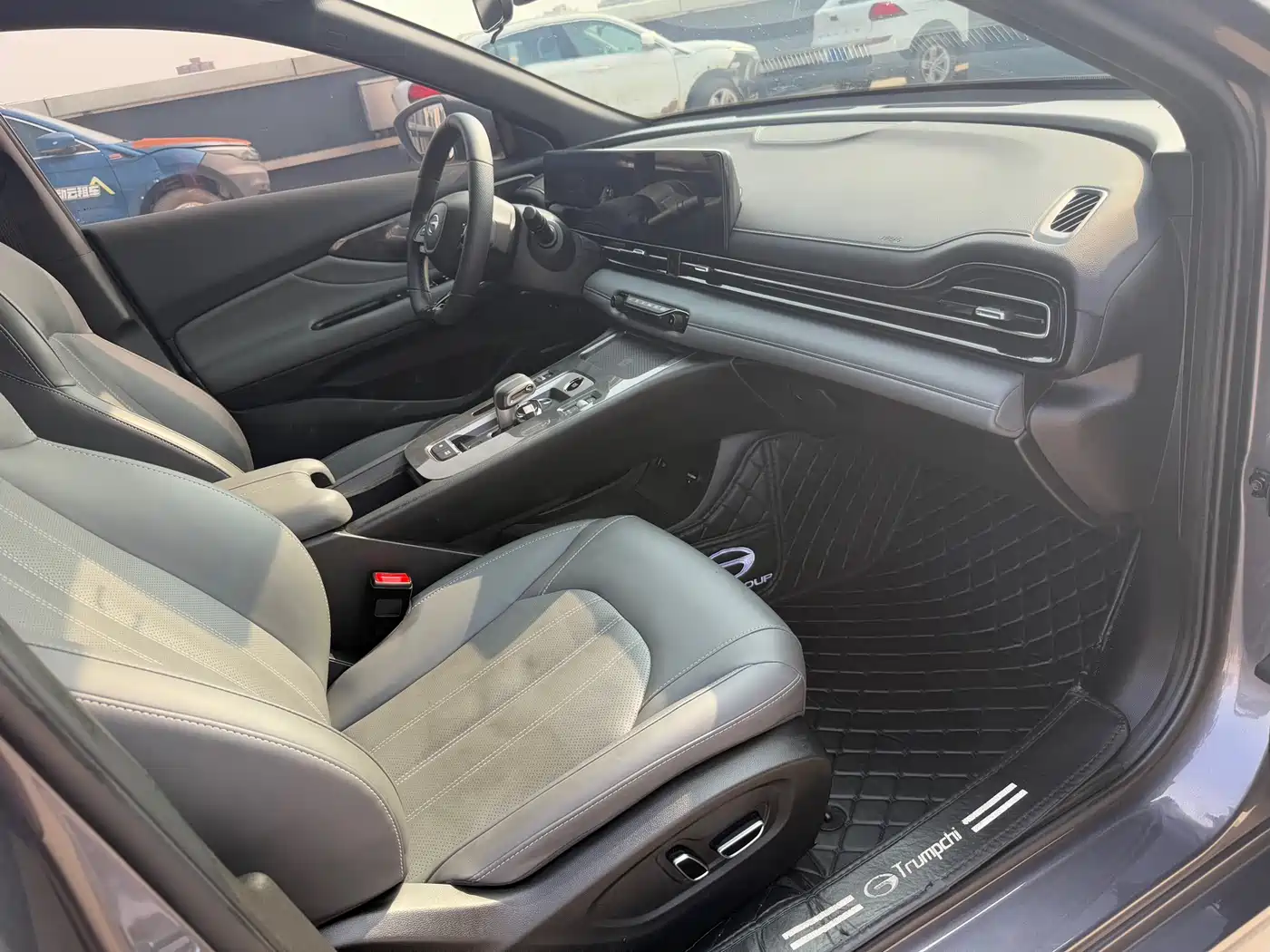 GAC Trumpchi Trumpchi Emkoo 2024 Model 270T DCT Shadow Leopard R-Style Edition фото 9
