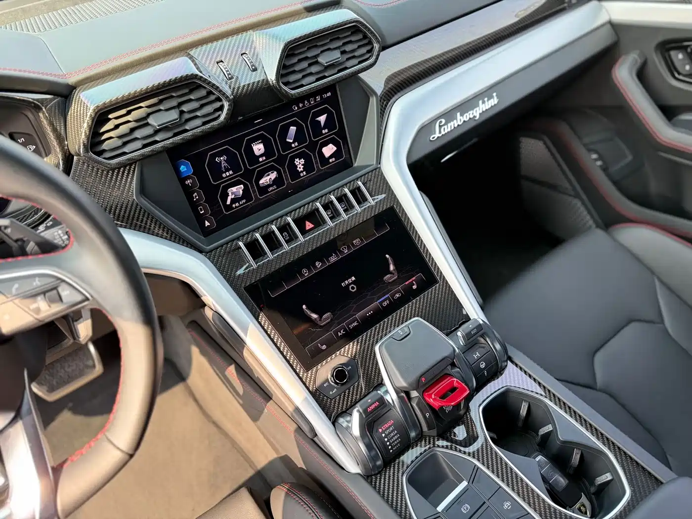 Lamborghini Urus 2018 4.0T V8 фото 10