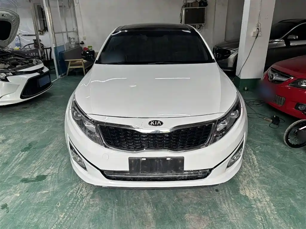 Kia K5 2014 2.0L Automatic LUXURY фото 7