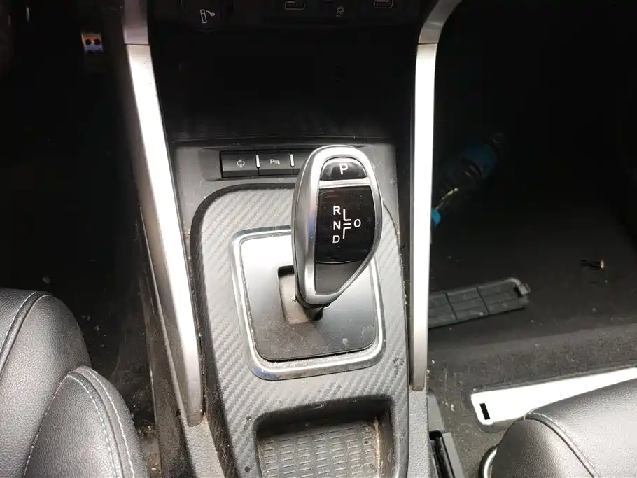 BYD Yuan New Energy 2018 EV360 Smart Connected Cool Edition фото 16