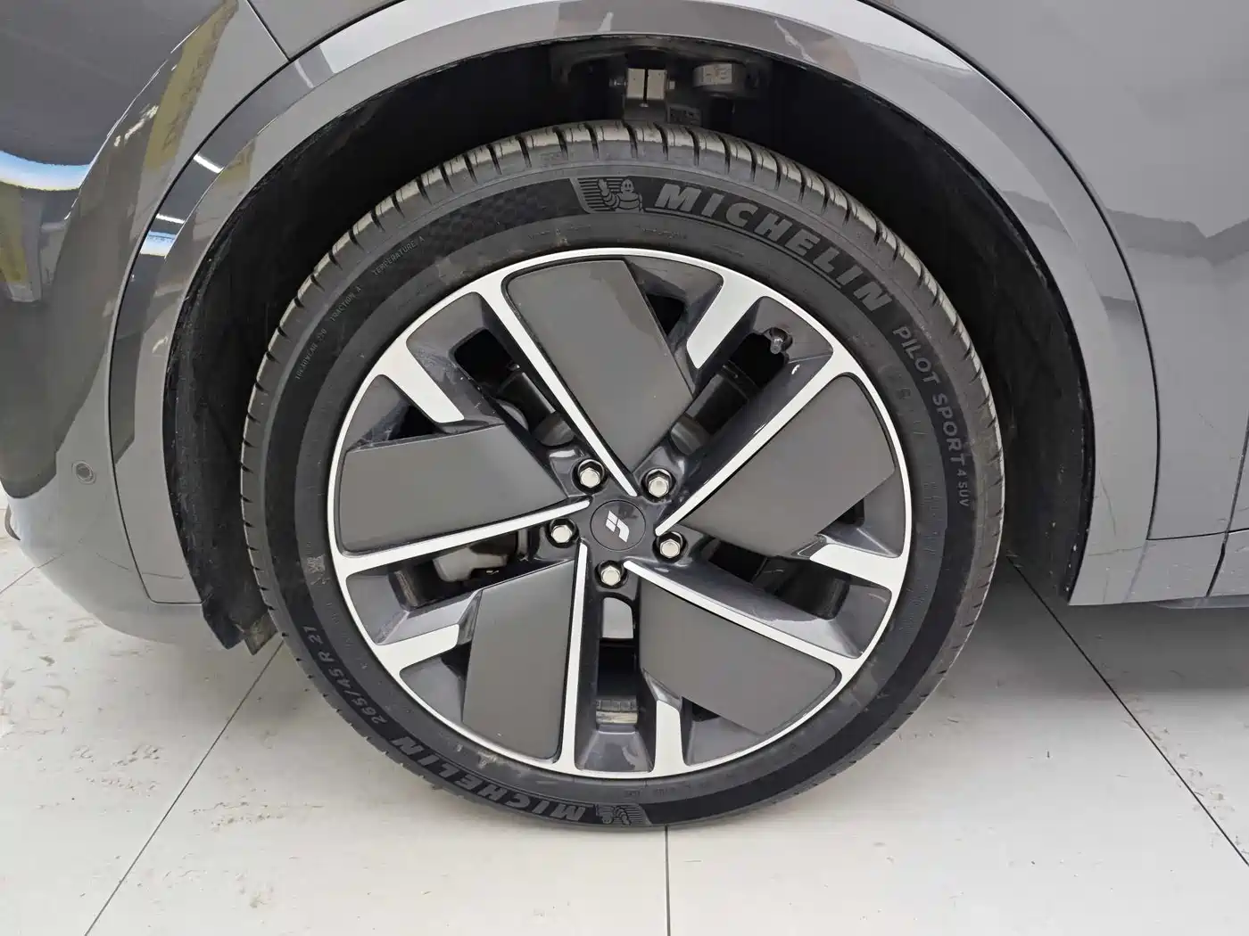 Li Auto Li L8 2025 2025 Max Smart Renewal Edition