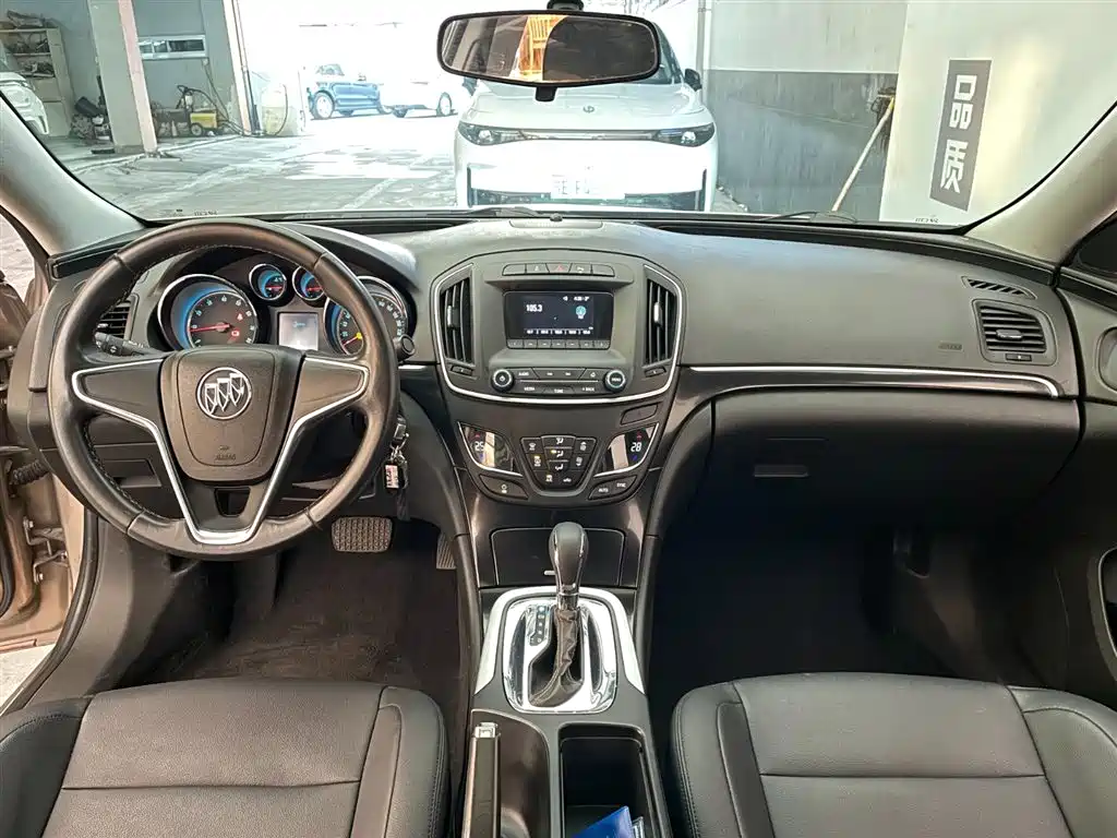 Buick Regal 2015 1.6T Leading Tech Edition фото 8