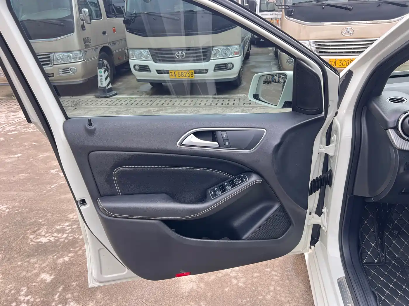 Mercedes-Benz B-Class 2015 B 200 Dynamic фото 6