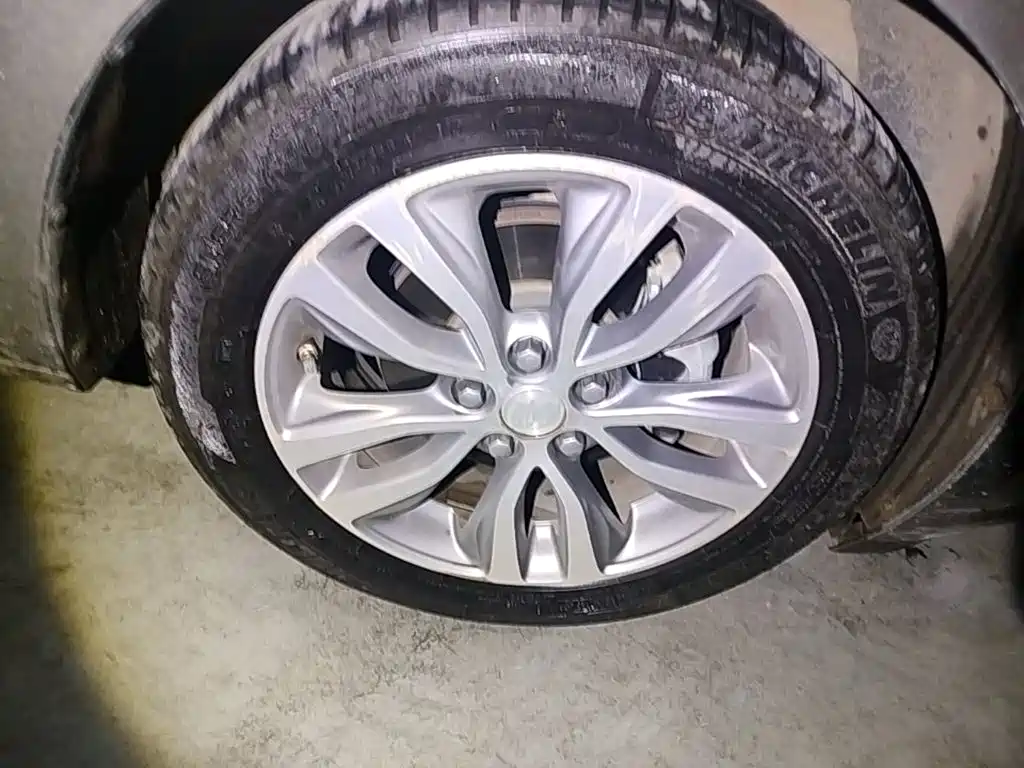 Фото 12 - Buick Excelle