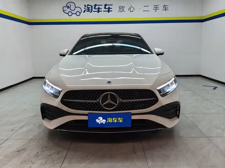 Mercedes-Benz A-Class 2023 A 200 L Fashion фото 2