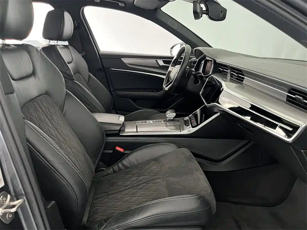 Audi A6L 2020 55 TFSI quattro Exclusive Dynamic фото 11