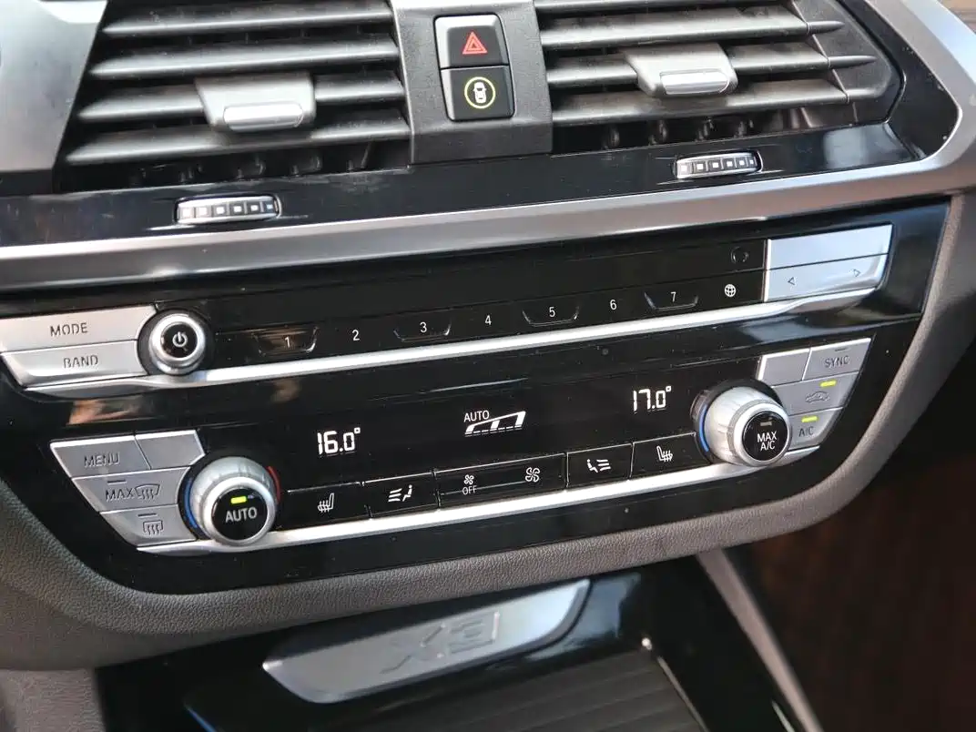 BMW X3 2020 xDrive28i Luxury Package фото 7