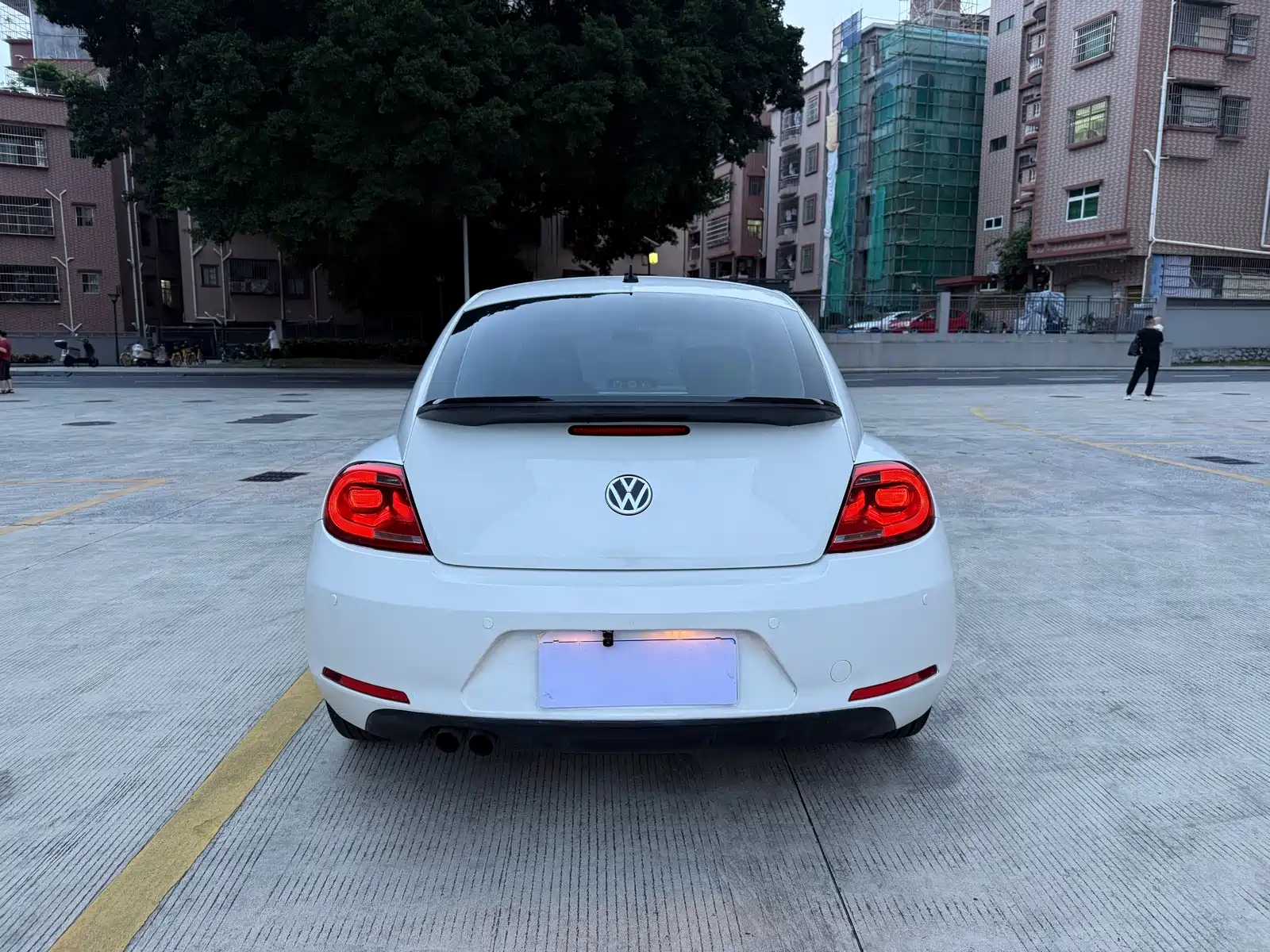Фото 5 - Volkswagen Beetle