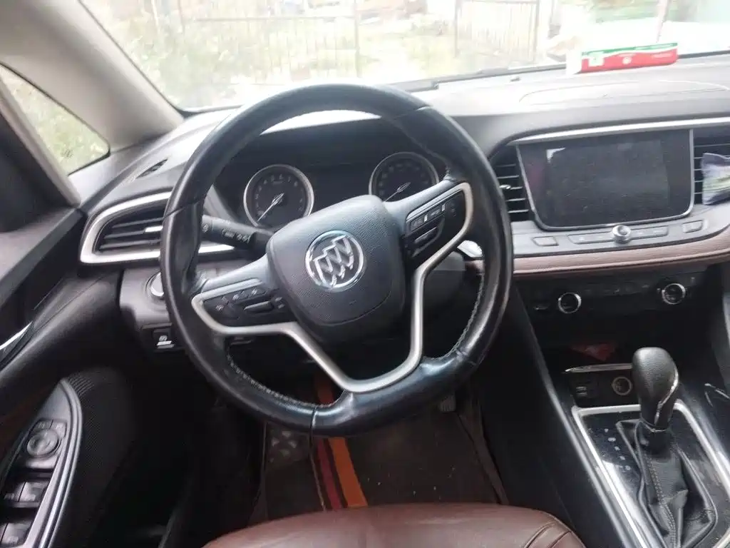 Фото 11 - Buick GL6