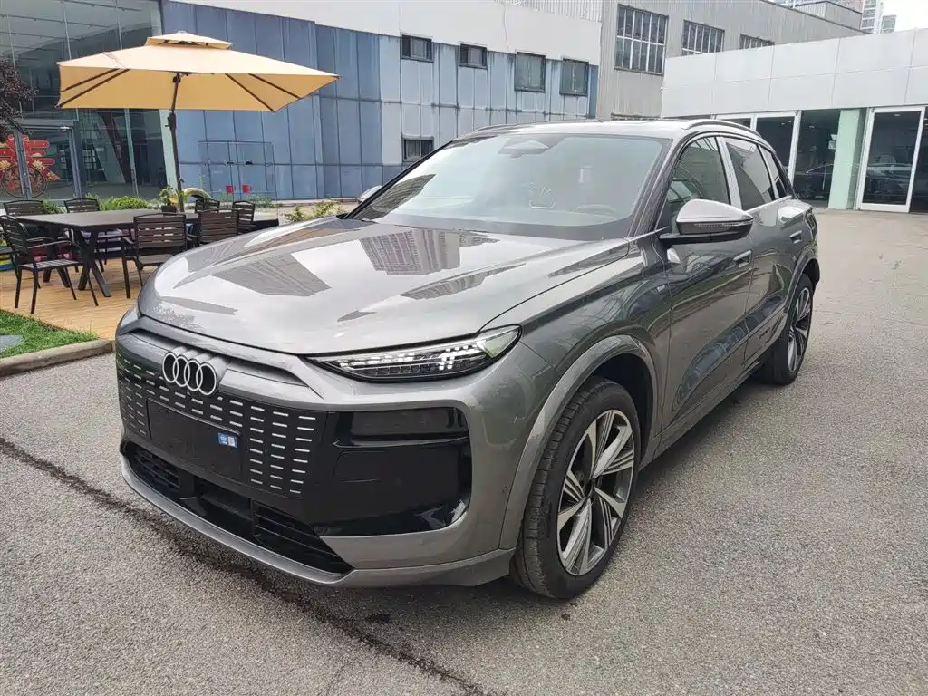 Audi Q6L e-tron 2025 Extended Range Edition