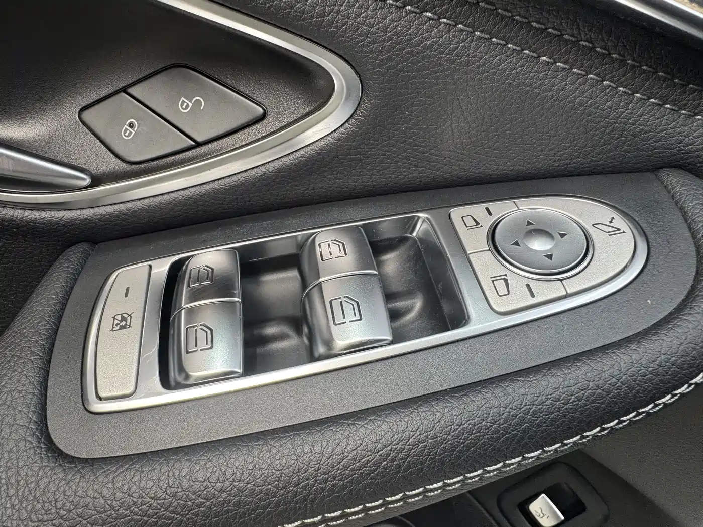 Mercedes-Benz C-Class 2018 C 200 L Sport Edition фото 13