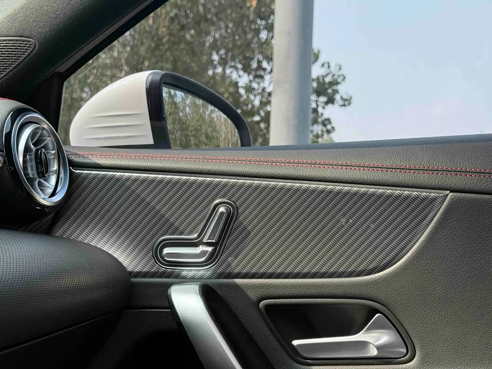 Фото 8 - Mercedes-Benz A-Class