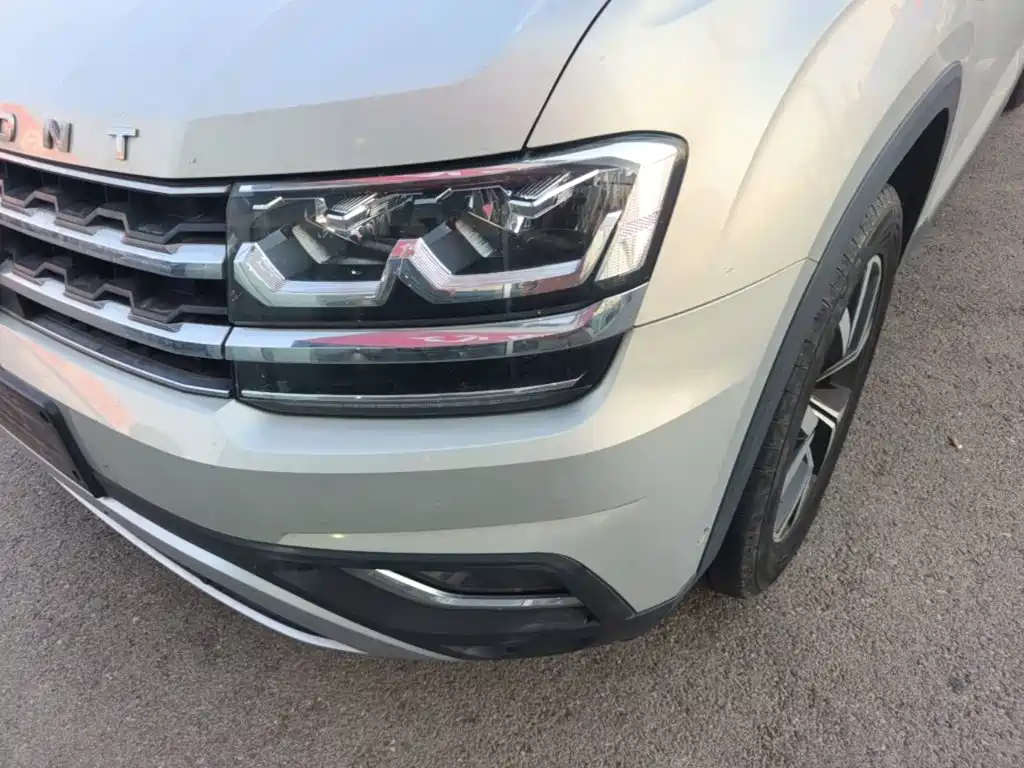 صورة 24 - Volkswagen Teramont