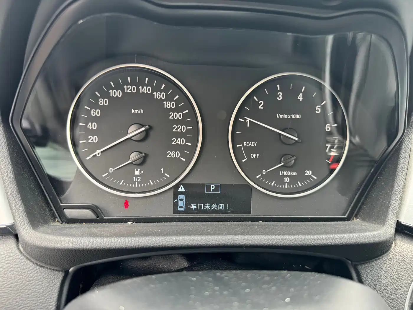 BMW X1 2016 sDrive18Li Premium Model фото 9