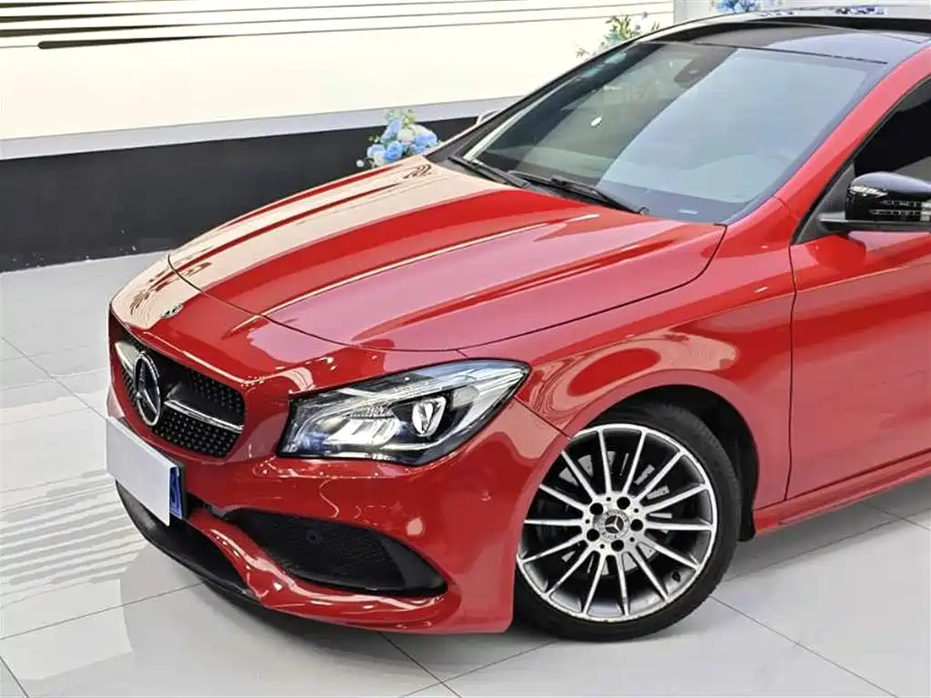 Mercedes-Benz CLA (Import) 2018 CLA 220 4MATIC фото 11