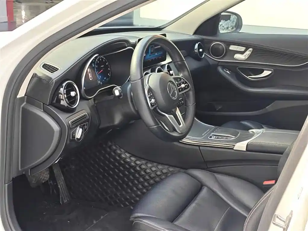 Mercedes-Benz C-Class 2019 Facelift C 260 L Sport фото 5