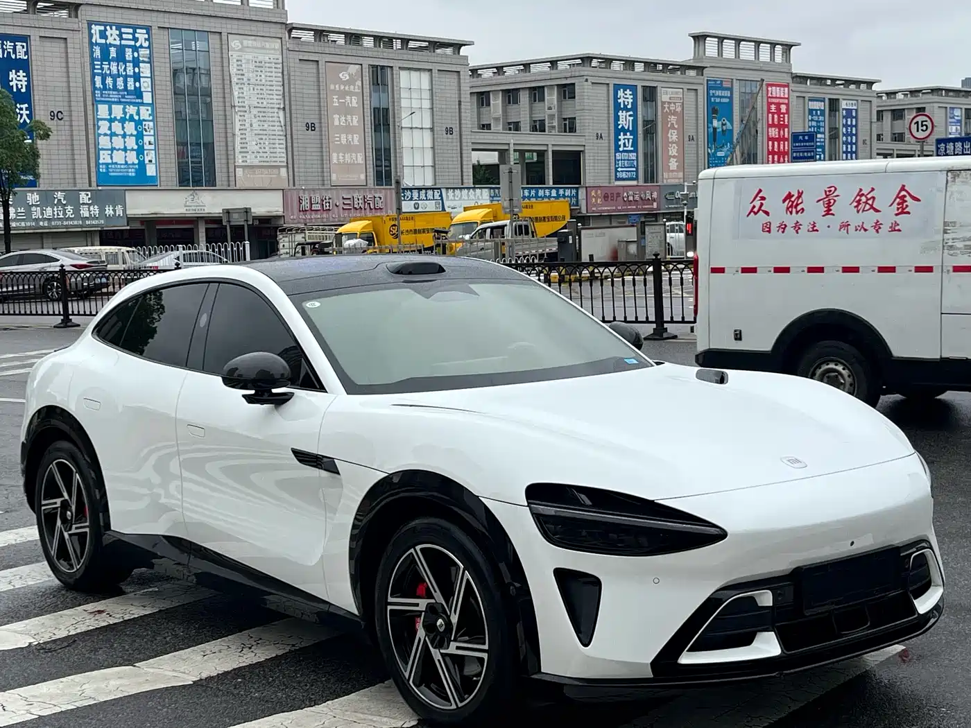 Xiaomi Auto Xiaomi YU7 2025 Ultra Long Range High Performance AWD Max Edition фото 2