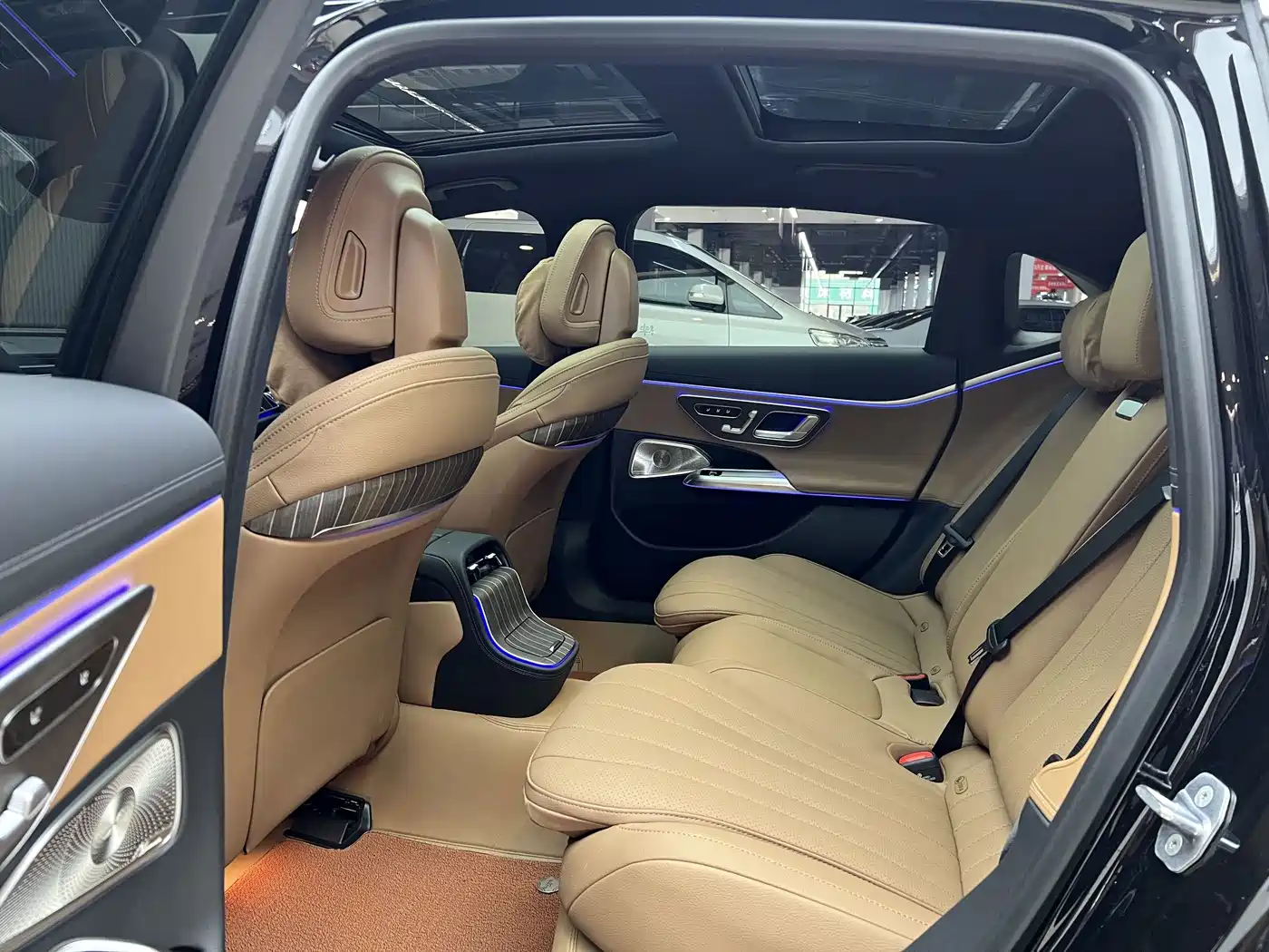 Mercedes-Benz E-Class 2026 2026 E 300 L Luxury