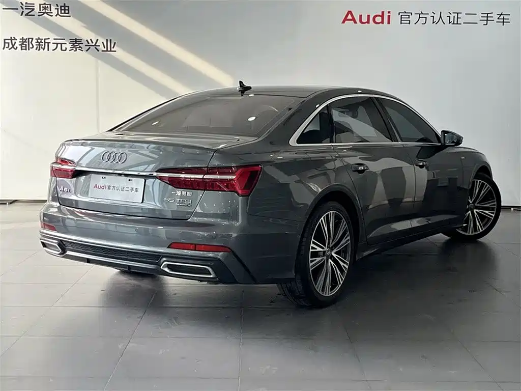 Audi A6L 2020 55 TFSI quattro Exclusive Dynamic фото 4