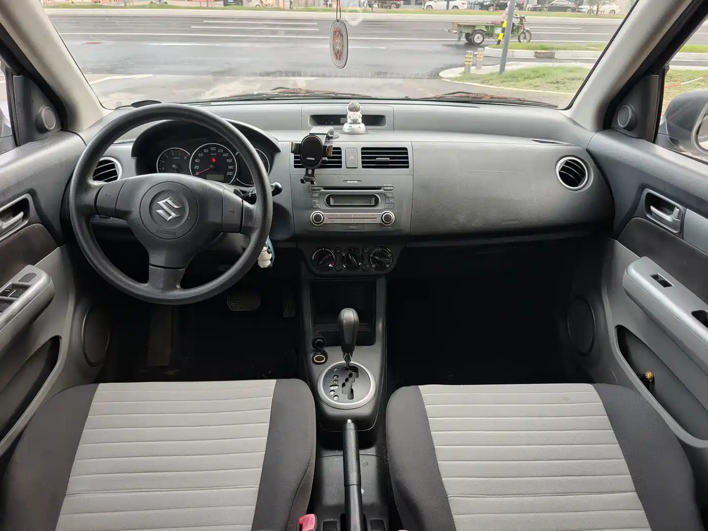 Suzuki Swift 2013 2011 1.5L Automatic Fashion