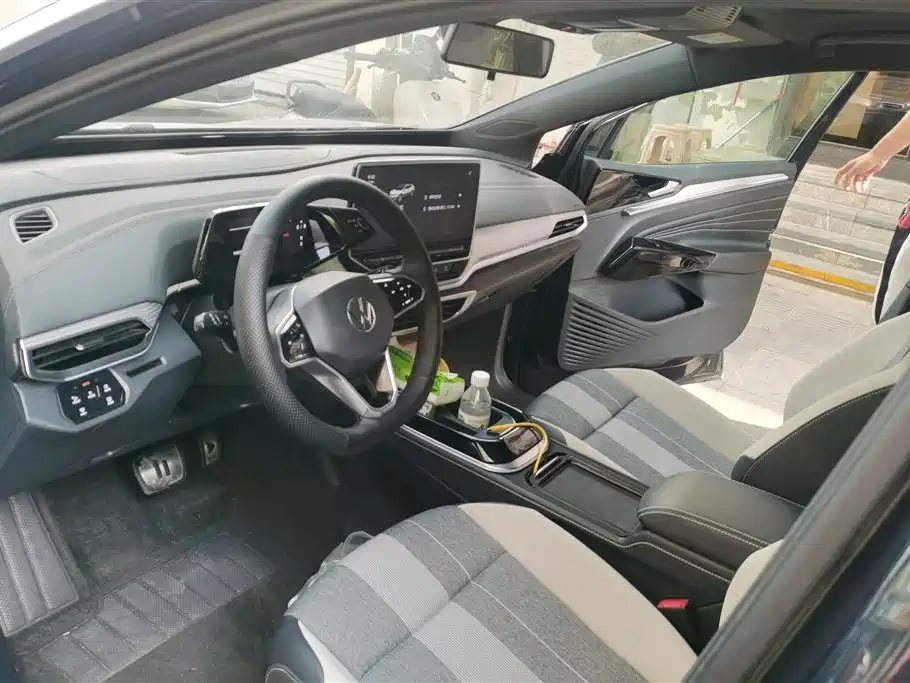 VOLKSWAGEN ID.4 CROZZ