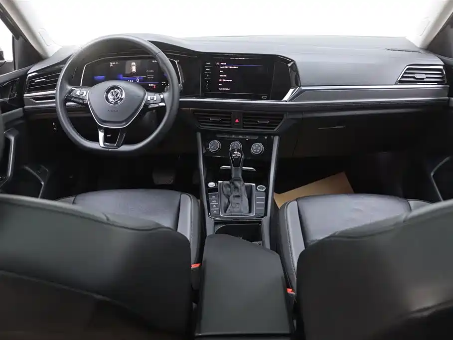 Volkswagen Sagitar 2021 280TSI DSG Surpassing Edition фото 24