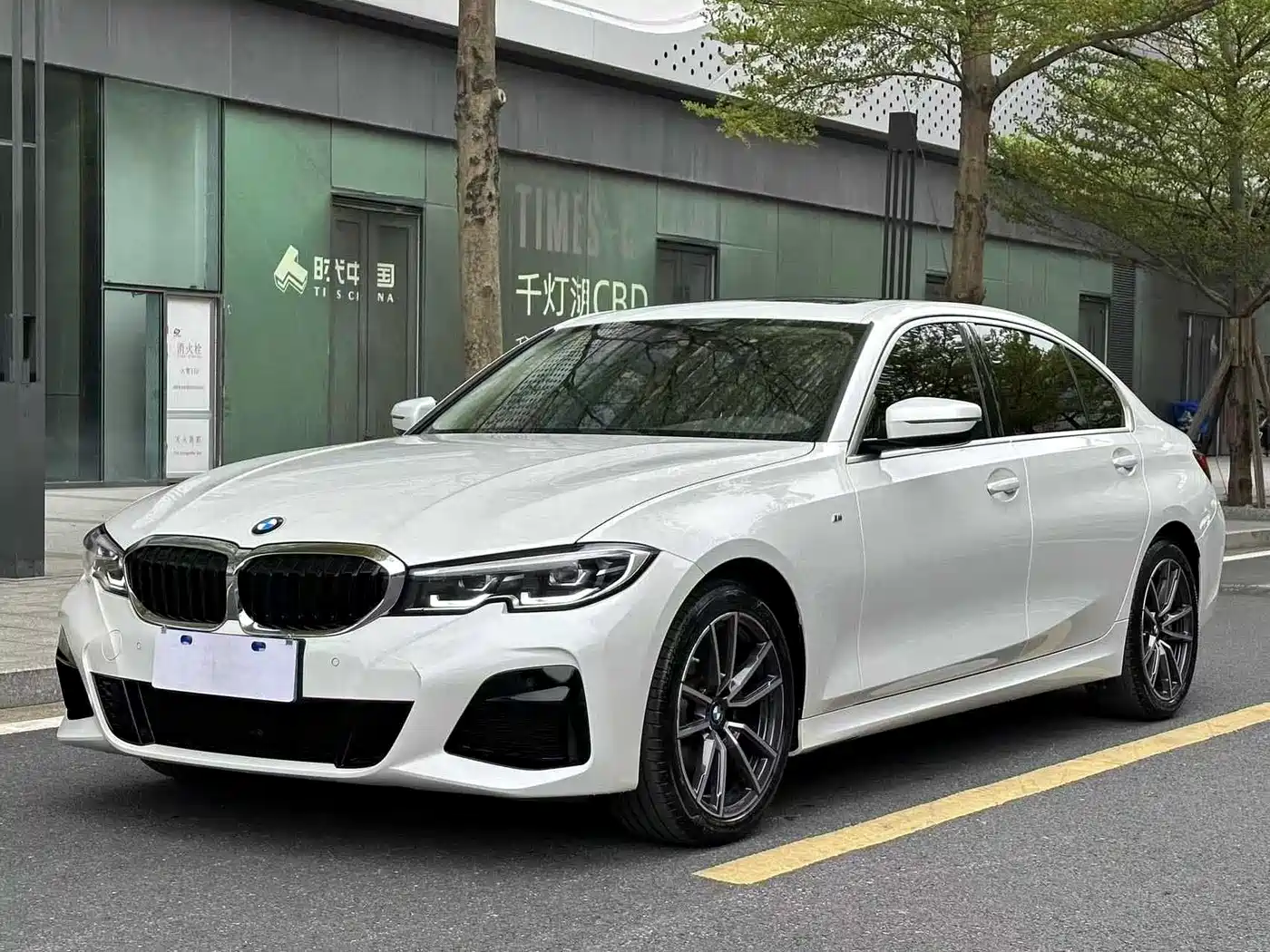 BMW 3 Series 2022 325Li M Sport Package