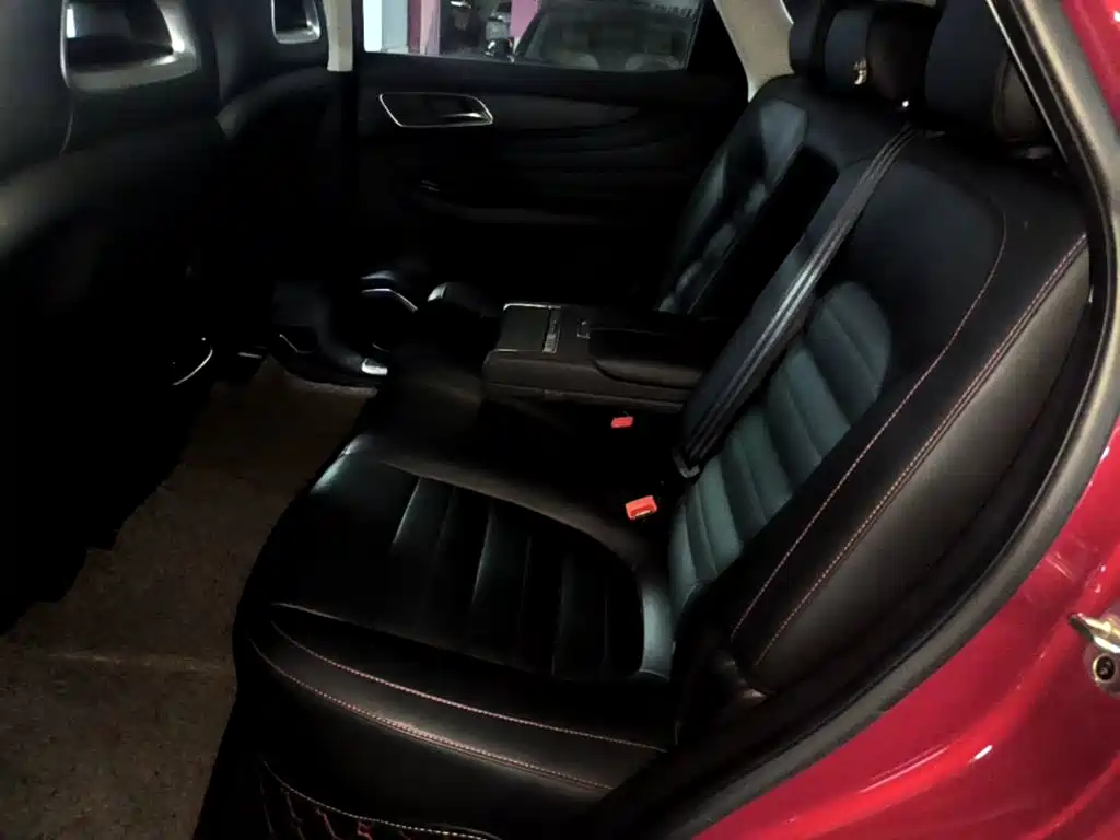 MG HS 2018 2018 20T Auto 2WD Hormone Excitement Edition (China V)
