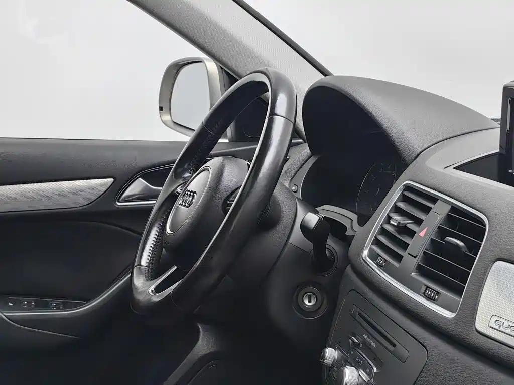 Audi Q3 2014 2015 35 TFSI quattro Technology