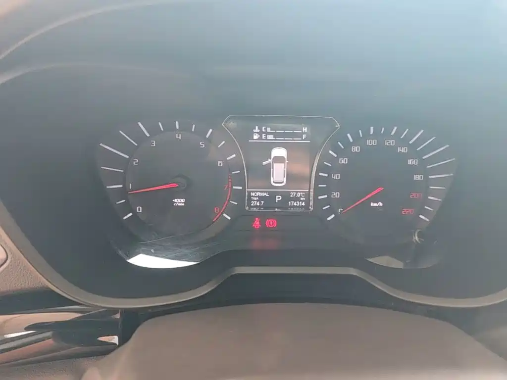 GAC Trumpchi GS4 2015 2015 200T G-DCT Luxury Edition