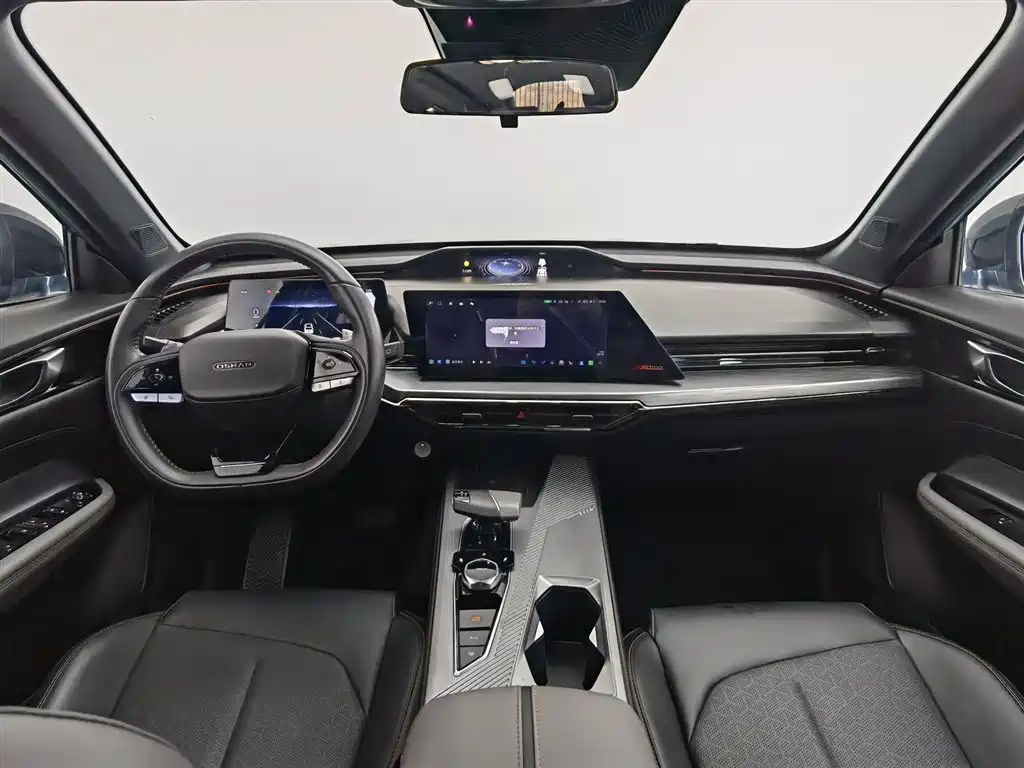 CHANGAN CHANGAN AUCHAN Z6